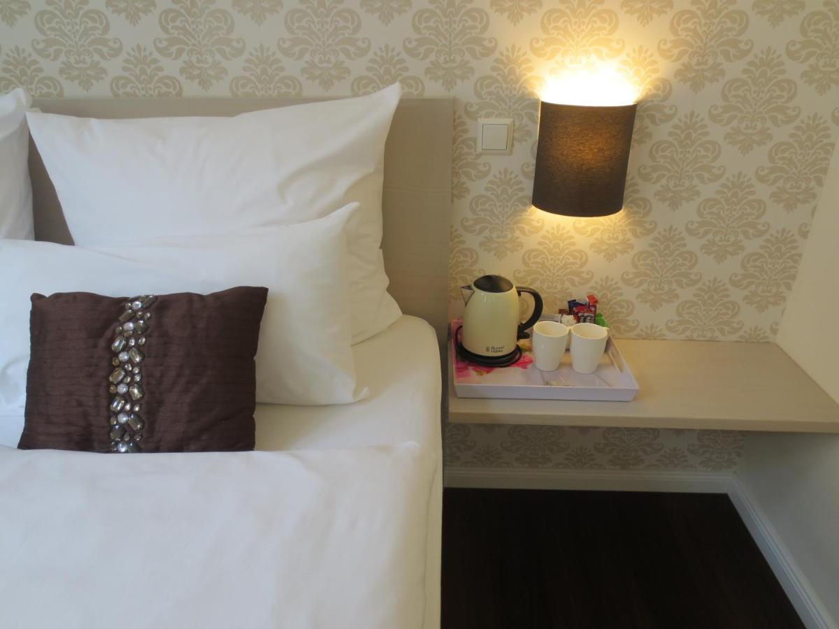 List Five - Your British Guesthouse 斯图加特 外观 照片