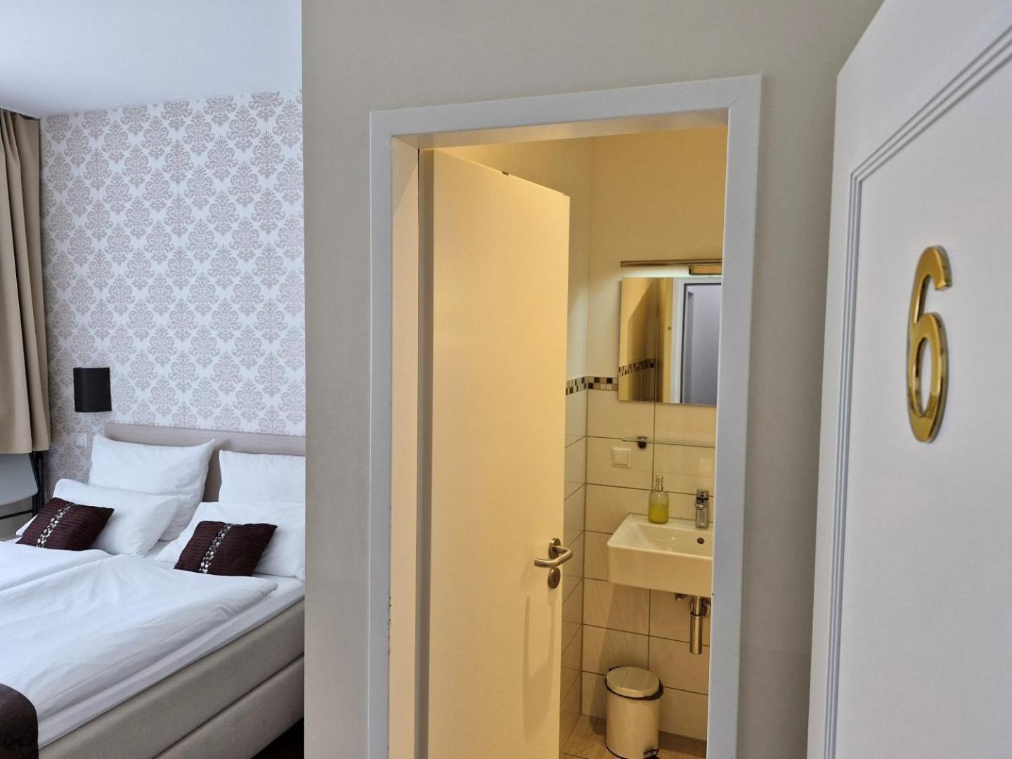 List Five - Your British Guesthouse 斯图加特 外观 照片
