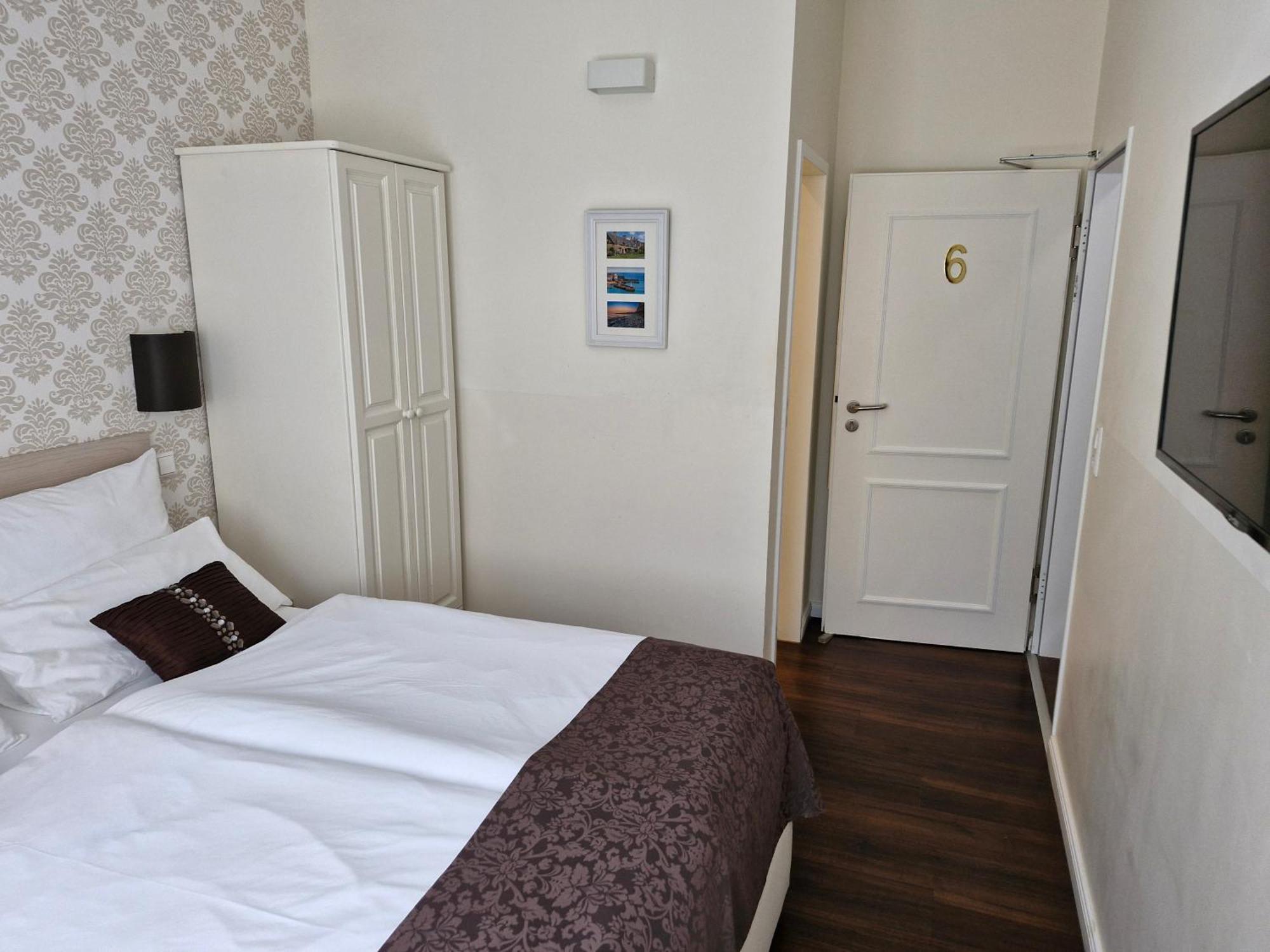 List Five - Your British Guesthouse 斯图加特 外观 照片